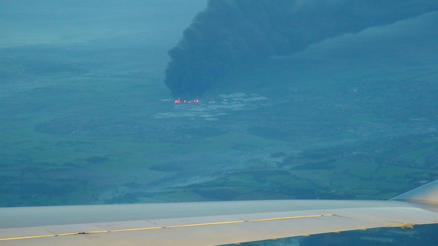 Brand in Olie-opslagplaats bij Heathrow.