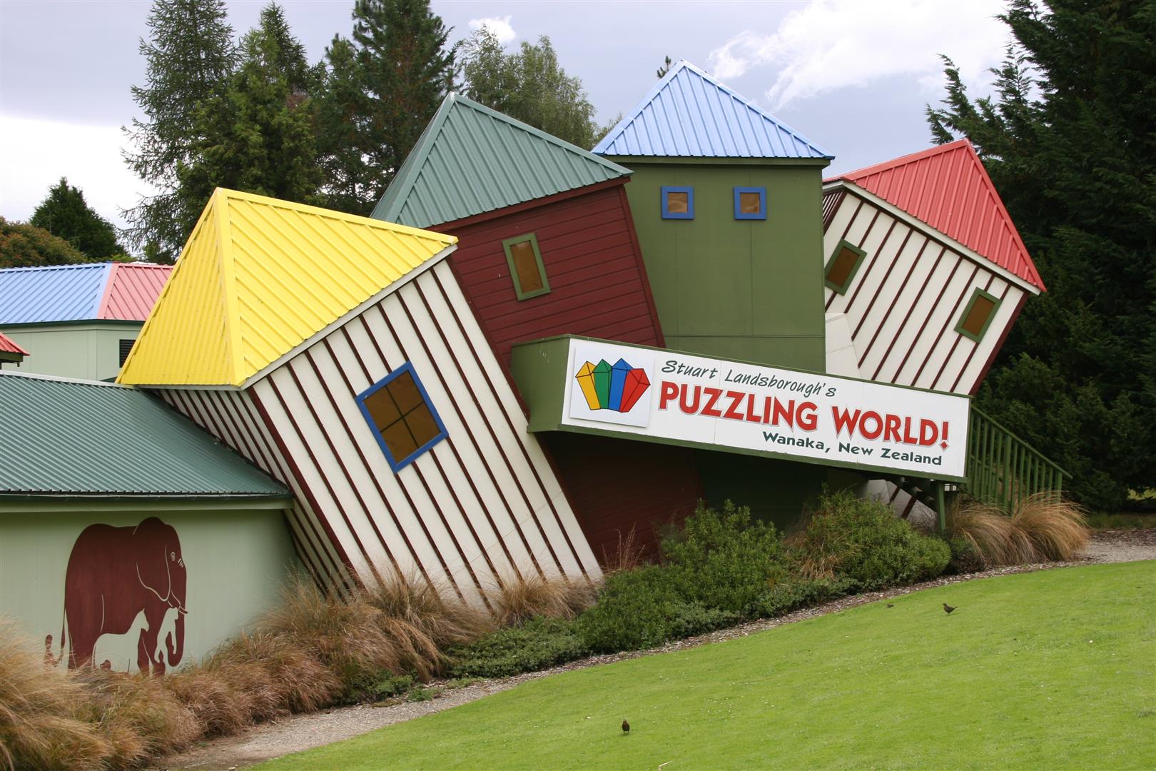 Puzzeling World